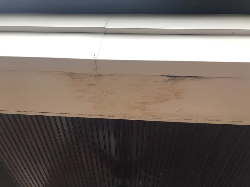 Close-up of Gutter Cleaning work by Roof & Nail in Horn Lake
